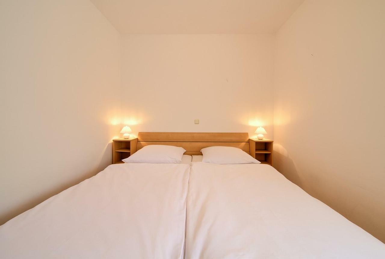 Apartman Adria Malinska Εξωτερικό φωτογραφία