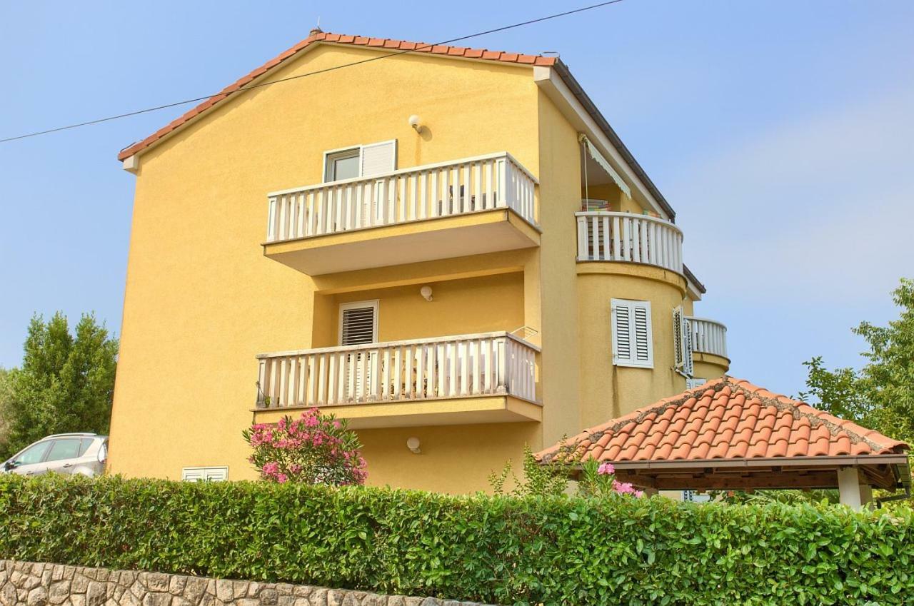 Apartman Adria Malinska Εξωτερικό φωτογραφία